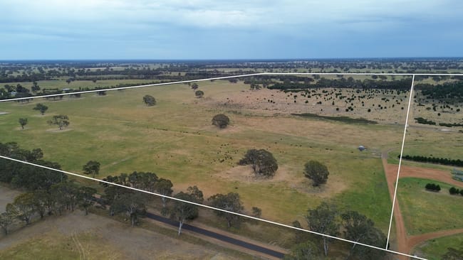 . Powers Creek Road Edenhope VIC 3318