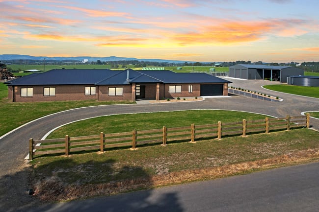 222 Williamsons Road Nilma North VIC 3821 222 Williamsons Road Nilma North VIC 3821