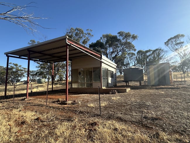 195 Mandiakon Road Dale WA 6304