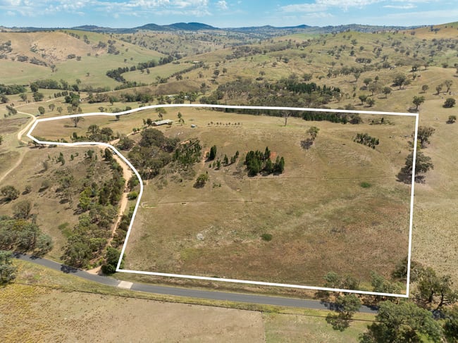 'Gully Run' 487 Mount McDonald Road Wyangala NSW 2808 'Gully Run' 487 Mount McDonald Road Wyangala NSW 2808