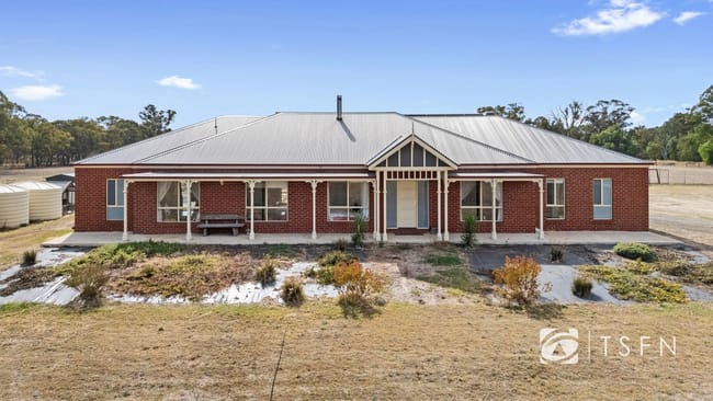 216 Wallenjoe Road Huntly VIC 3551 216 Wallenjoe Road Huntly VIC 3551