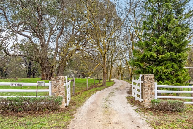 1344D Brookman Road Dingabledinga SA 5172 1344D Brookman Road Dingabledinga SA 5172