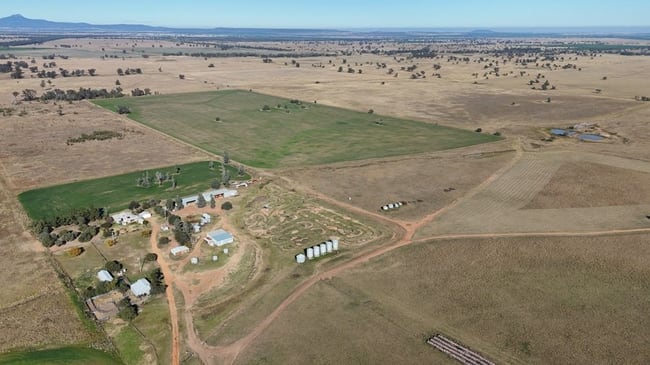 279 Hotchkiss Road Baradine NSW 2396 279 Hotchkiss Road Baradine NSW 2396