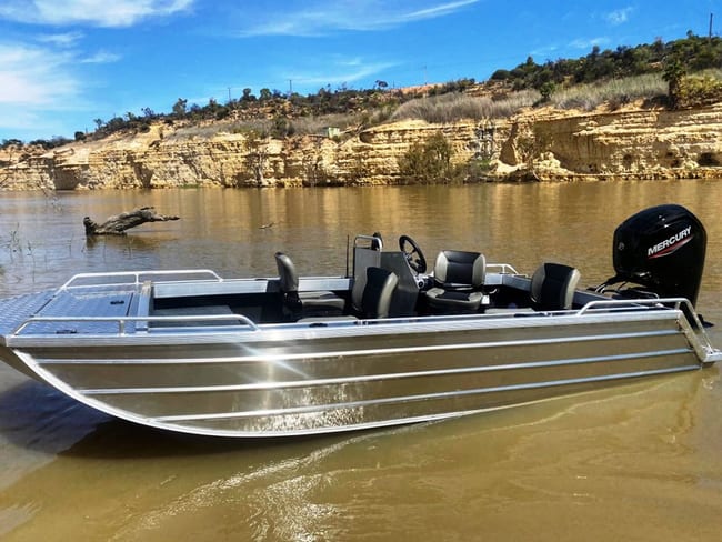 Hmf Boats Waikerie SA 5330