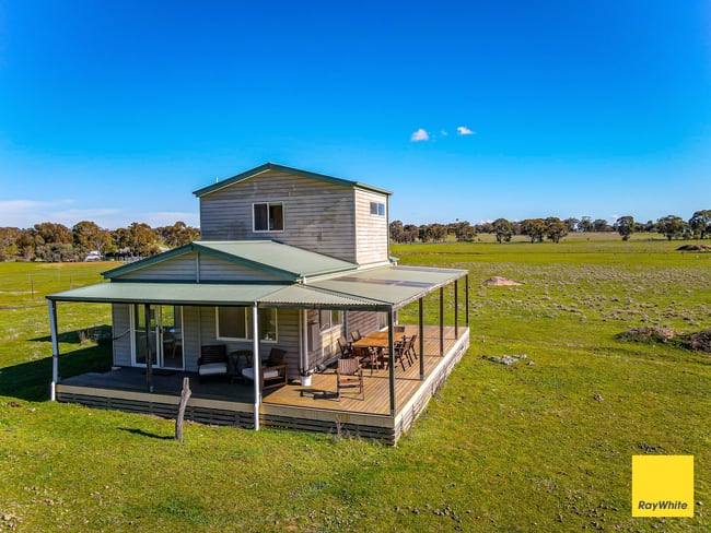 325 Bassett Road Neilborough VIC 3570 325 Bassett Road Neilborough VIC 3570