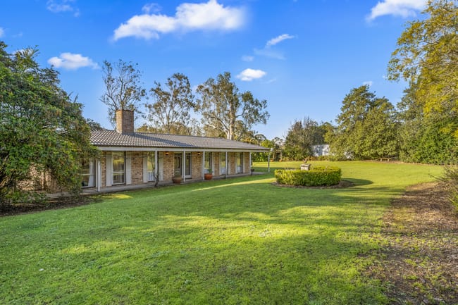 4 Alexander Drive Seaham NSW 2324 4 Alexander Drive Seaham NSW 2324