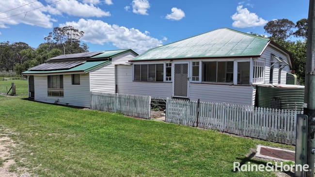 3714 Leyburn-Cunningham Road Cunningham QLD 4370