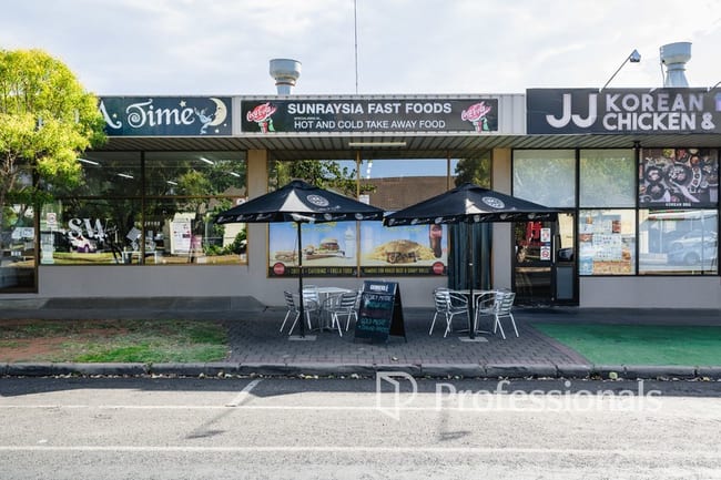 98a Eighth Street Mildura VIC 3500 98a Eighth Street Mildura VIC 3500