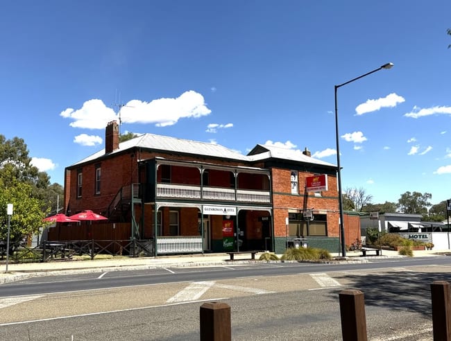 46-48 Gladstone Street Glenrowan VIC 3675 46-48 Gladstone Street Glenrowan VIC 3675