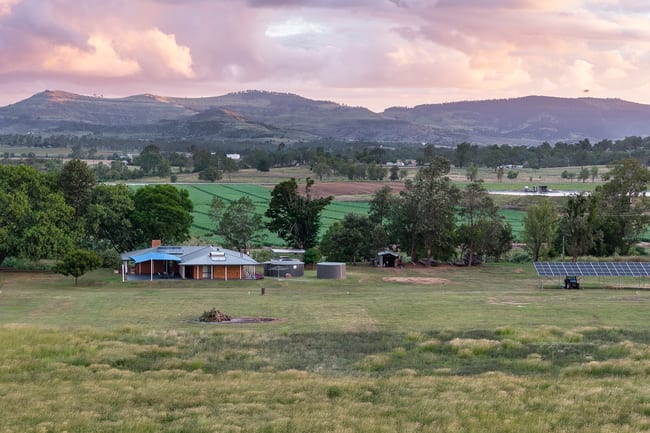 86 Castle Road Helidon QLD 4344 86 Castle Road Helidon QLD 4344