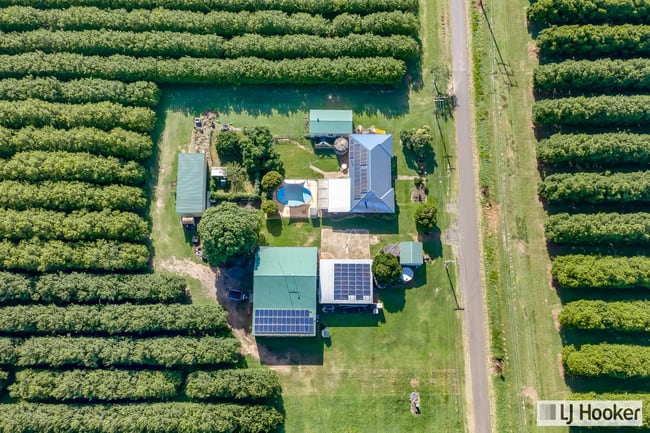 214 Thomasens Road Alloway QLD 4670 214 Thomasens Road Alloway QLD 4670