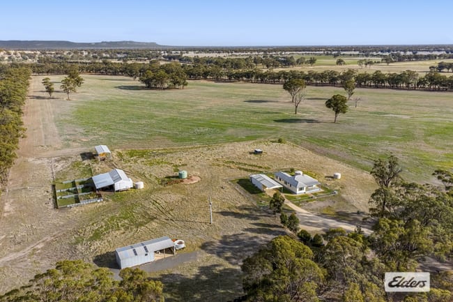 190 Lake Road Glenorchy VIC 3385 190 Lake Road Glenorchy VIC 3385