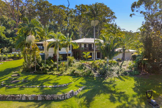 8 Dandaloo Lane Cootharaba QLD 4565 8 Dandaloo Lane Cootharaba QLD 4565