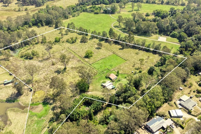 84 Hunchy Road Palmwoods QLD 4555 84 Hunchy Road Palmwoods QLD 4555