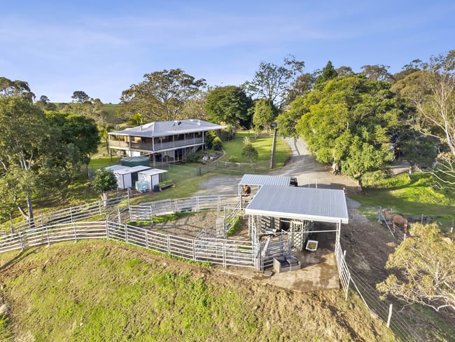 361 Hausmann Road Mount Mee QLD 4521 361 Hausmann Road Mount Mee QLD 4521