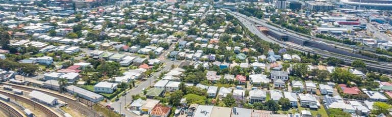 Factory, Warehouse & Industrial commercial property for lease at 28 Burke Street Woolloongabba QLD 4102