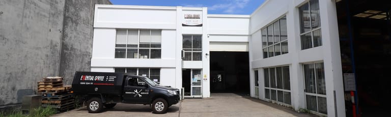 Showrooms / Bulky Goods commercial property for lease at 2/34 Taree Street Burleigh Heads QLD 4220