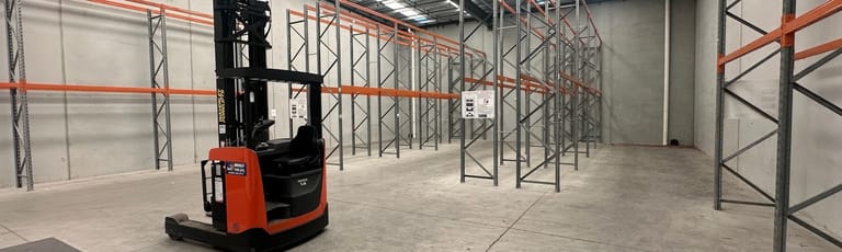 Factory, Warehouse & Industrial commercial property for lease at 1/32 Silkwood Rise Carrum Downs VIC 3201