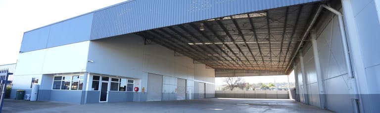 Factory, Warehouse & Industrial commercial property for lease at 1/1-7 Railway Street Griffith NSW 2680
