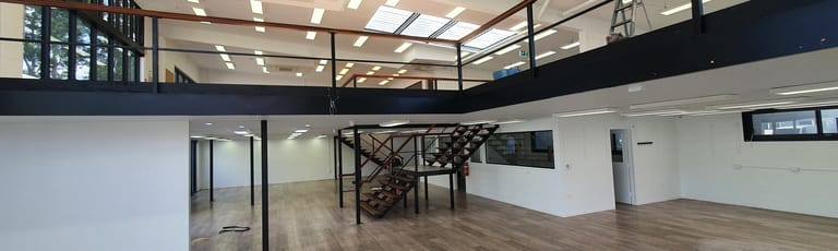 Showrooms / Bulky Goods commercial property for lease at Burleigh Heads QLD 4220