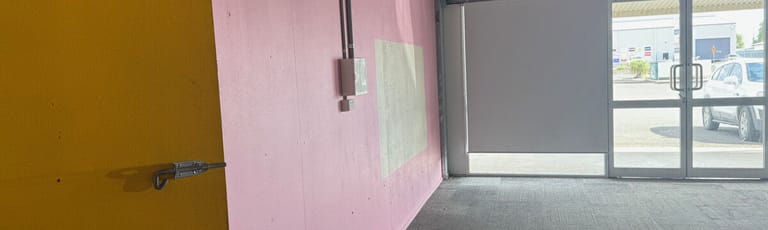 Showrooms / Bulky Goods commercial property for lease at Unit 5/90 Raglan Street Roma QLD 4455