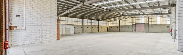 Showrooms / Bulky Goods commercial property leased at 2 Hewitt Street Cheltenham VIC 3192