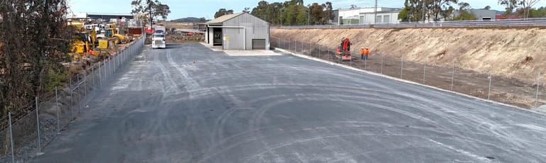 Factory, Warehouse & Industrial commercial property for lease at 64 Burnside Road Ormeau QLD 4208