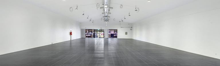 Factory, Warehouse & Industrial commercial property for lease at Arundel QLD 4214