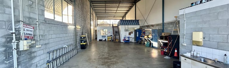 Factory, Warehouse & Industrial commercial property for lease at Unit 4/22 Mountain View Avenue Miami QLD 4220
