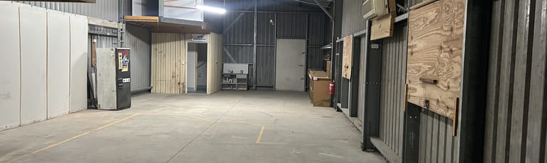 Factory, Warehouse & Industrial commercial property for lease at 3/76 Elizabeth Street Urangan QLD 4655