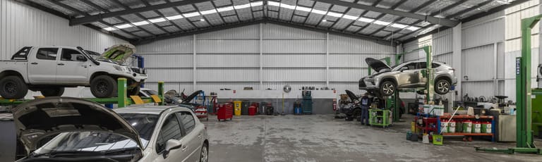 Showrooms / Bulky Goods commercial property for lease at B/109 Links Avenue Eagle Farm QLD 4009