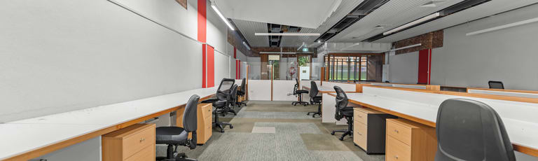 Showrooms / Bulky Goods commercial property for lease at 106-108 Bowen Street Spring Hill QLD 4000