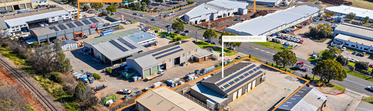 Factory, Warehouse & Industrial commercial property for lease at 318-320 Anzac Avenue Harristown QLD 4350