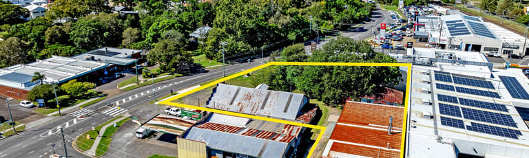 Showrooms / Bulky Goods commercial property for sale at 220 & 234 Tingal Road & 10 Burke Street Wynnum QLD 4178
