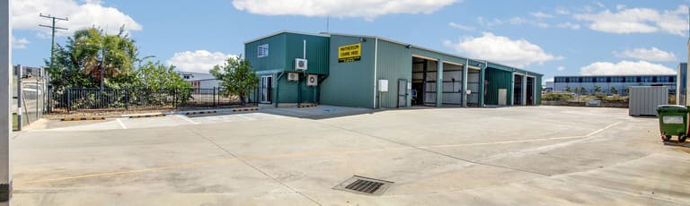 Factory, Warehouse & Industrial commercial property for lease at AVAILABLE NOW/56 Callemondah Clinton QLD 4680