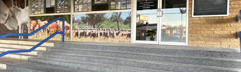 Offices commercial property for sale at 117 Shamrock Street Blackall QLD 4472 Offices commercial property for sale at 117 Shamrock Street Blackall QLD 4472