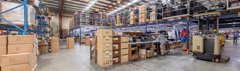 The walking company warehouse sale 2018 store