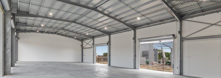 Factory, Warehouse & Industrial commercial property for lease at Shed 4/57 Burdell Street Stuart QLD 4811