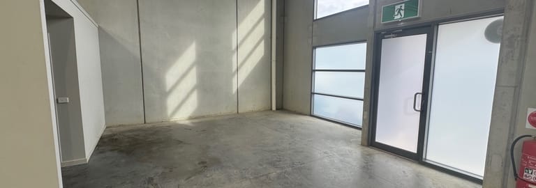 Factory, Warehouse & Industrial commercial property for lease at 9 Flatland Close Pakenham VIC 3810
