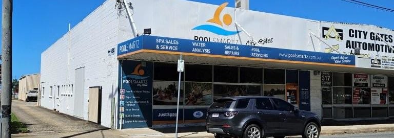 Showrooms / Bulky Goods commercial property for lease at 317 Nebo Road West Mackay QLD 4740