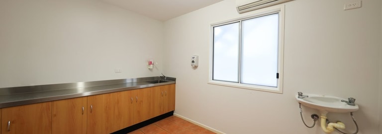 Offices commercial property for lease at 451 Draper Street Parramatta Park QLD 4870 Offices commercial property for lease at 451 Draper Street Parramatta Park QLD 4870
