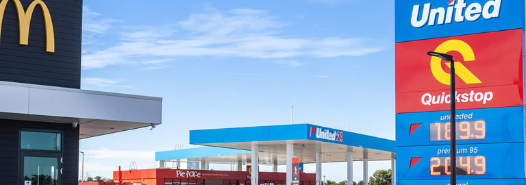 Shop & Retail commercial property for sale at United Petroleum 793 Thomas Road Anketell WA 6167