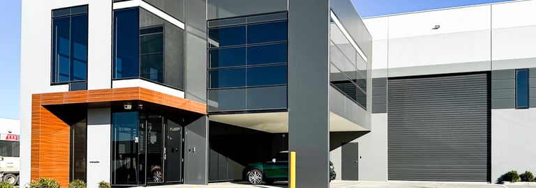 Factory, Warehouse & Industrial commercial property for sale at 31 Hamersley Drive Clyde North VIC 3978