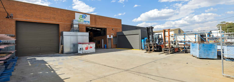 Factory, Warehouse & Industrial commercial property for sale at 32 Hincksman Street Queanbeyan NSW 2620