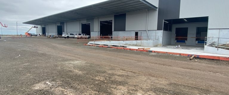 Factory, Warehouse & Industrial commercial property for lease at 8 Maker Place Truganina VIC 3029