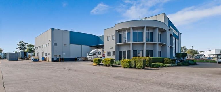 Factory, Warehouse & Industrial commercial property for sale at 83 Medway Street Rocklea QLD 4106
