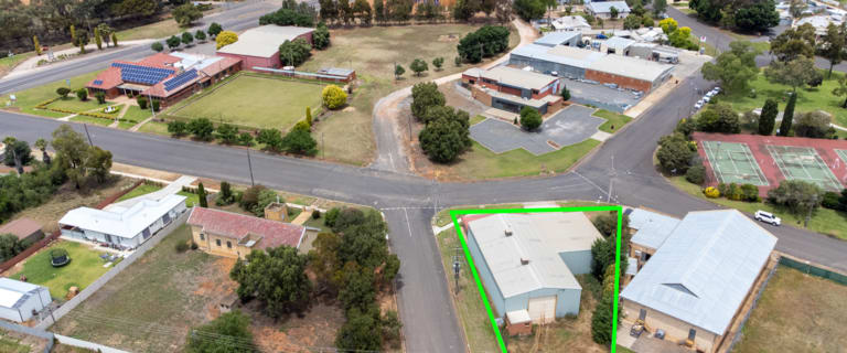 Factory, Warehouse & Industrial commercial property for sale at 4 East Avenue Yenda NSW 2681