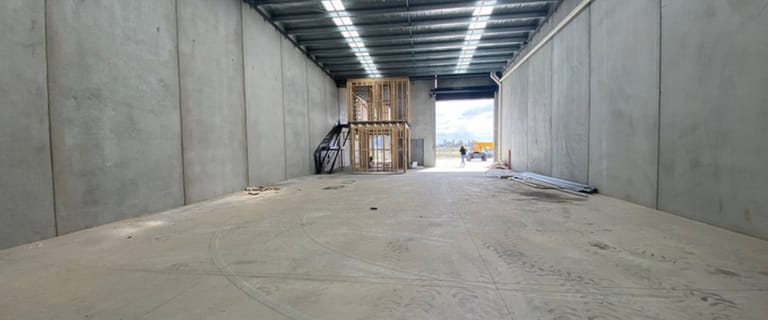 Factory, Warehouse & Industrial commercial property for sale at 2/33-35 Paramount Boulevard Cranbourne West VIC 3977