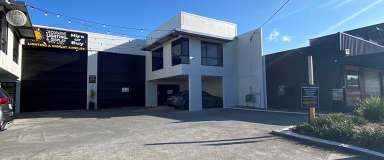 62 Shop Retail Properties For Lease In Miami Qld 4220