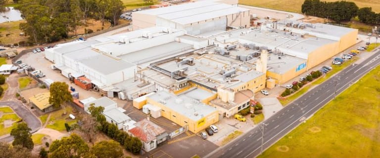 Factory, Warehouse & Industrial commercial property for sale at 169 Princess Highway Bairnsdale VIC 3875